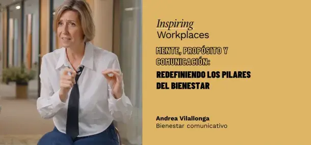 Una persona habla gesticulando, vestida con camisa blanca y corbata negra; a la derecha se lee: "Inspiring Workplaces"